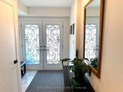 14 Ambereen Place — photo 3
