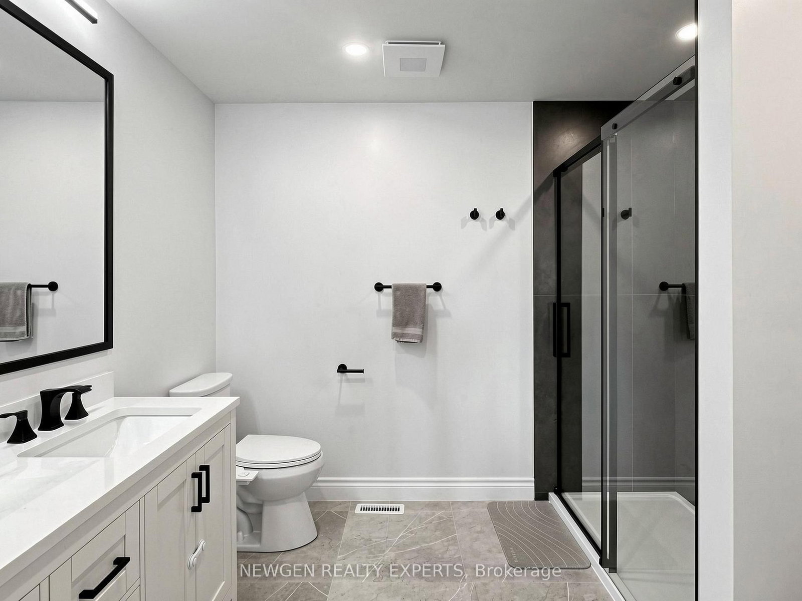 53 Silverwood Circle • Ajax, ON photo 25
