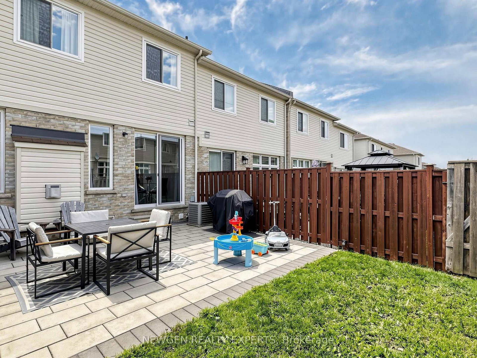 53 Silverwood Circle • Ajax, ON photo 42
