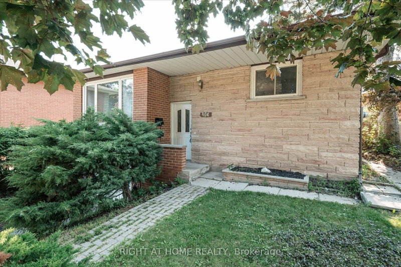 904 Walnut Crt, Oshawa, Ontario