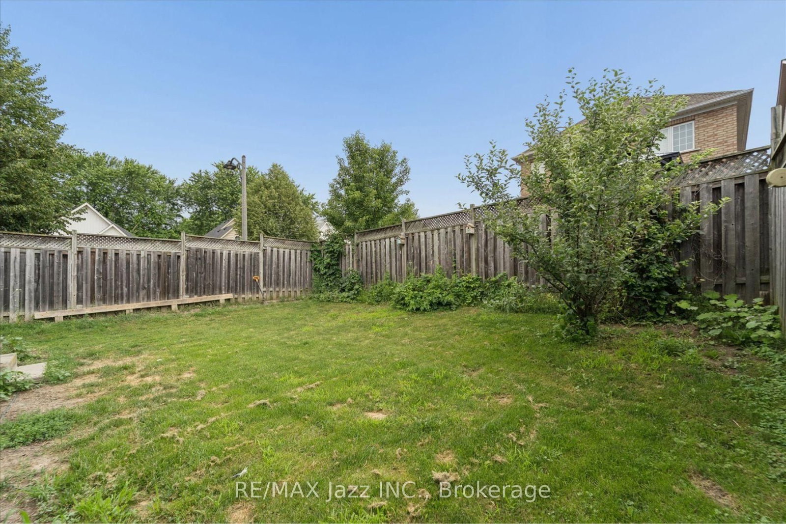 1312 Langley Circle • Oshawa, ON photo 50