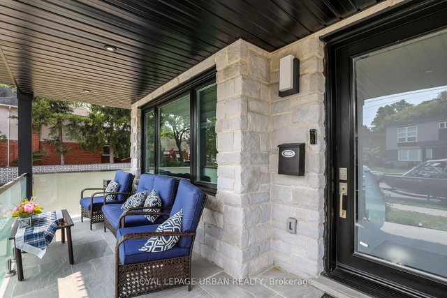 182 Parkview Hill Crescent