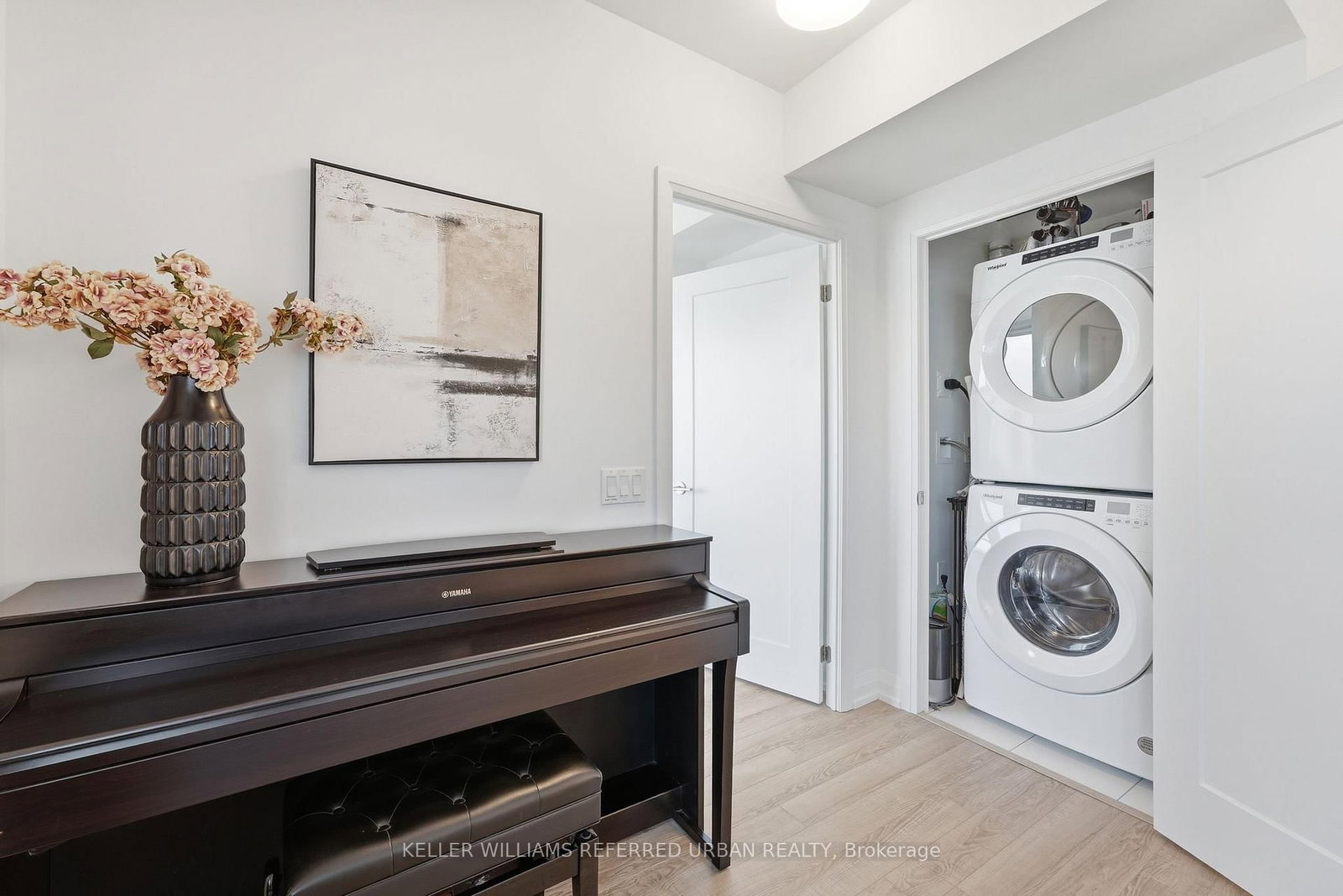 286 Main Street • #1702 • Toronto, ON photo 8