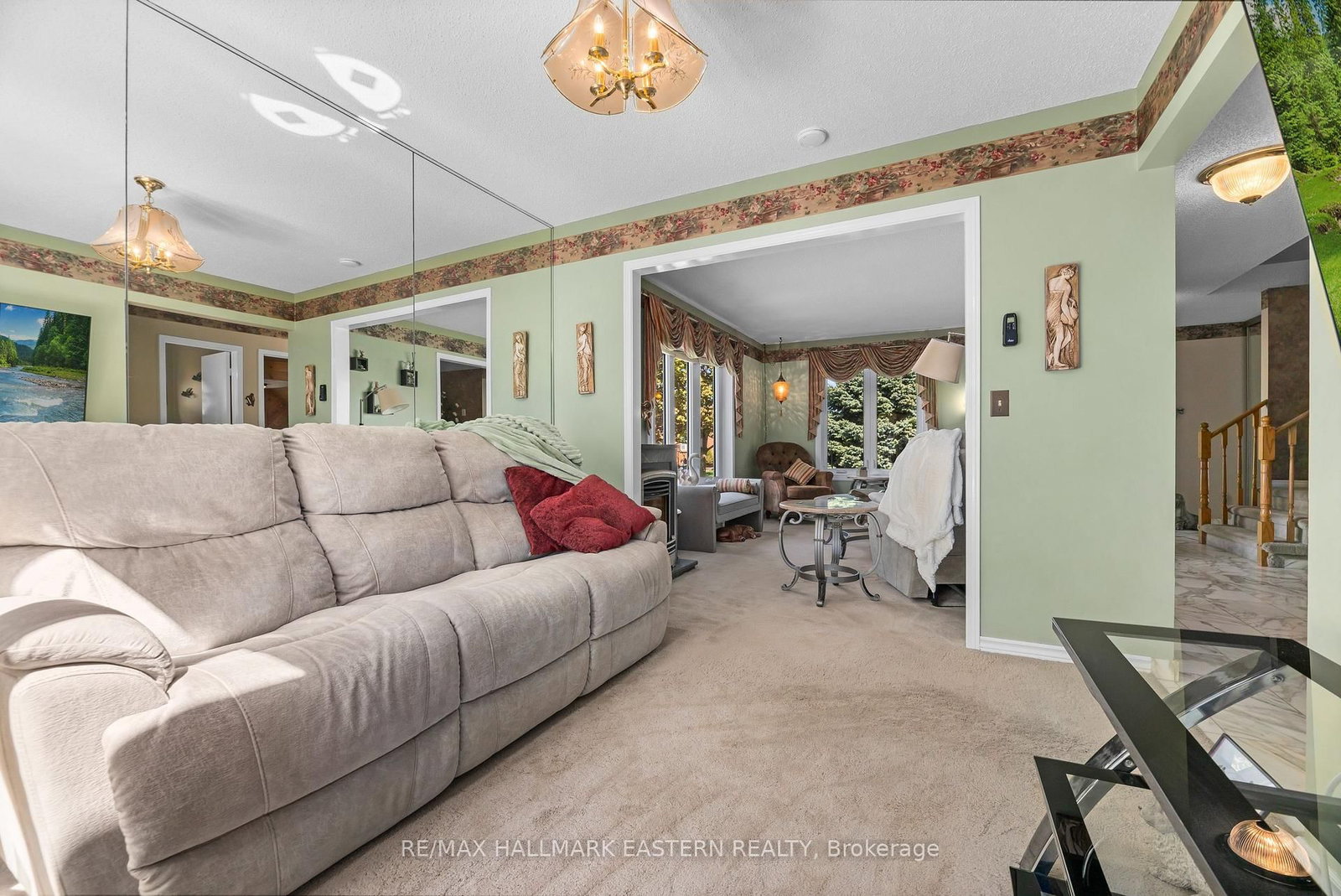 1003 Renaissance Drive • Oshawa, ON photo 15