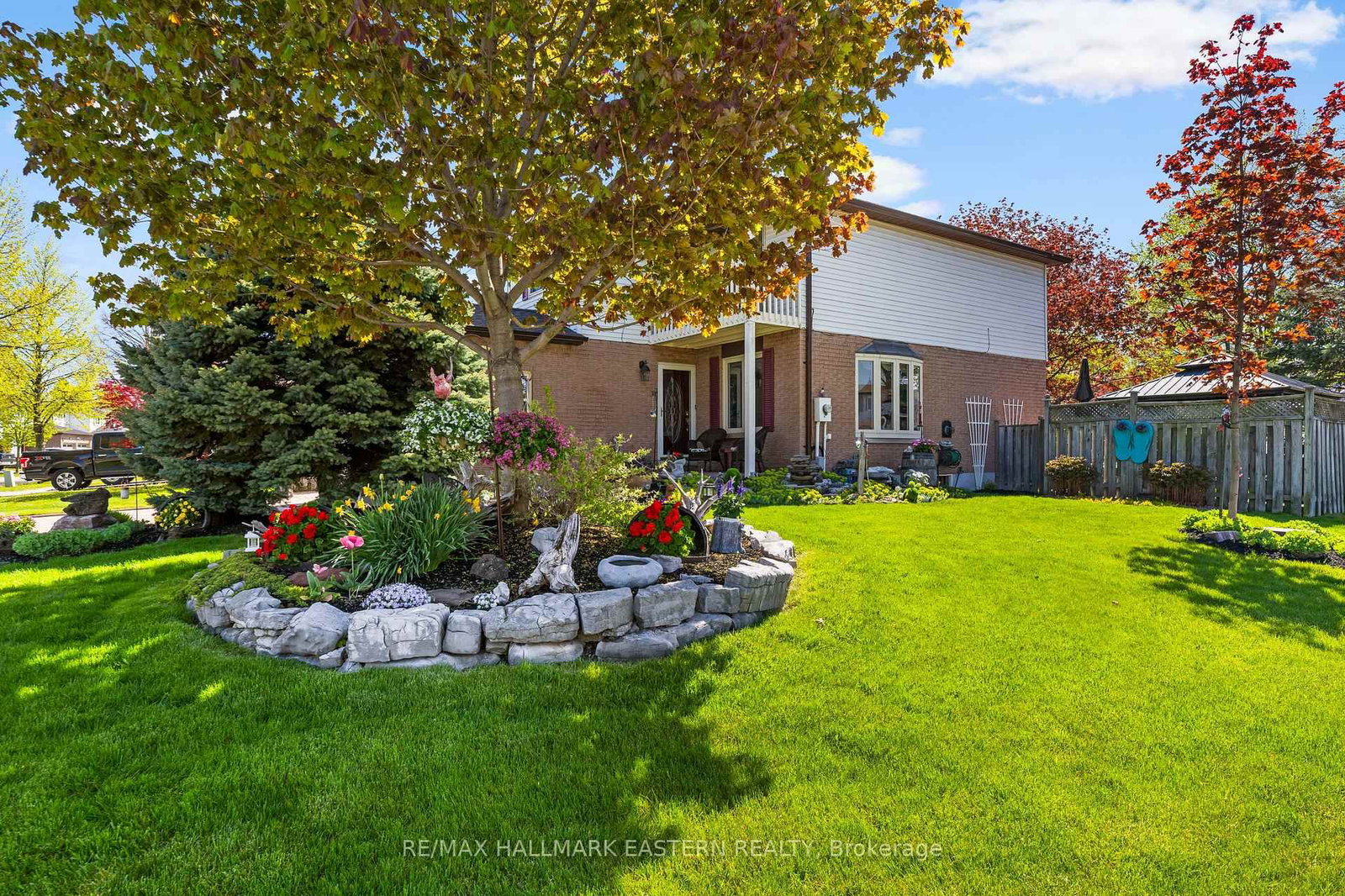 1003 Renaissance Drive • Oshawa, ON photo 45
