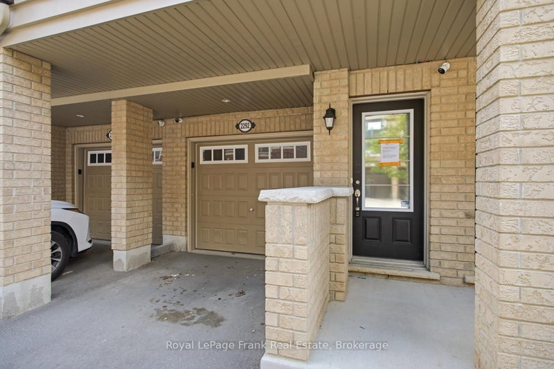 2292 Chevron Prince Path