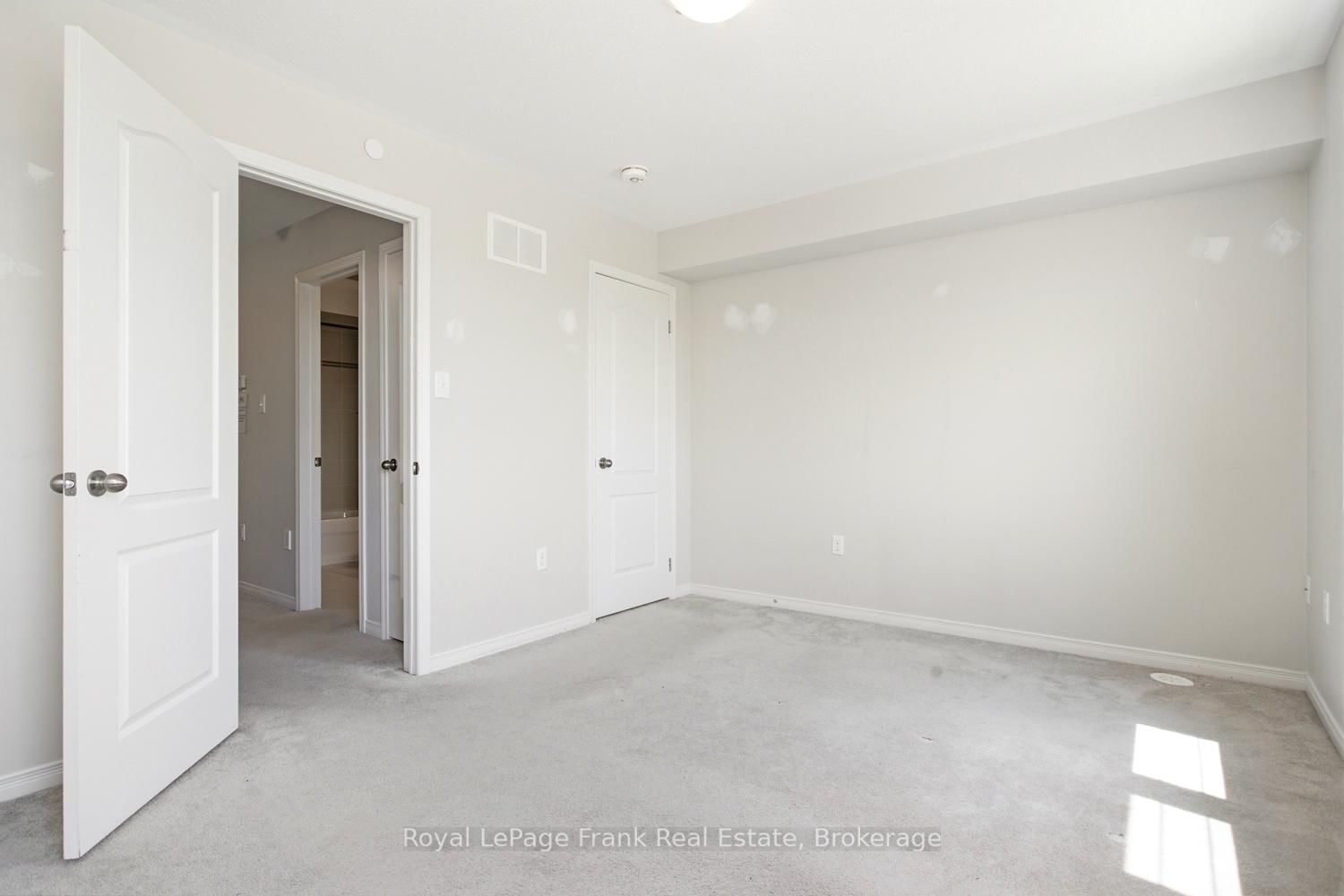 2292 Chevron Prince Path • Oshawa, ON photo 25