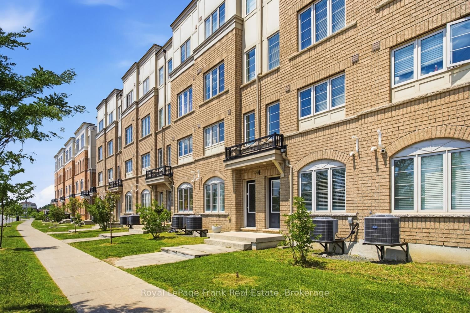 2292 Chevron Prince Path • Oshawa, ON photo 33