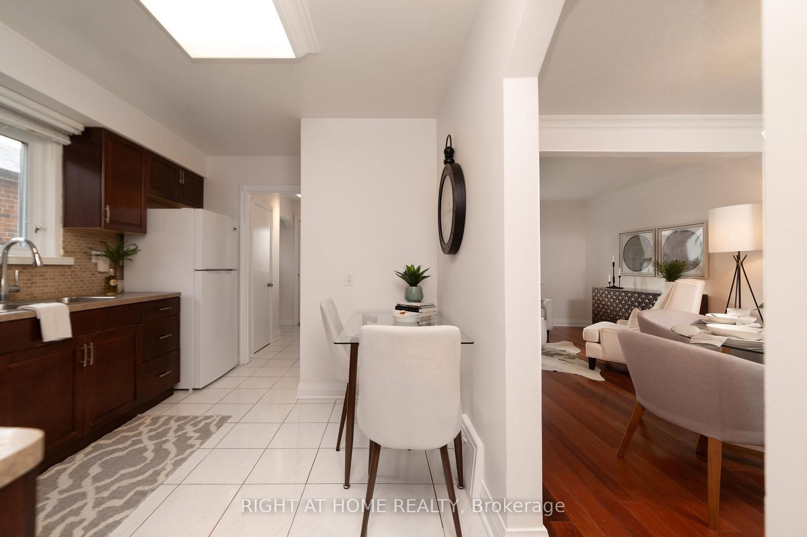 2 Midholm Drive • Toronto, ON photo 18