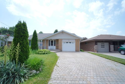 Detached House for lease at Lower Unit-480 Elizabeth Street, Oshawa, Ontario, L1J 5T1 - McLaughlin - MLS: E13556886