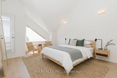 Thumbnail 37