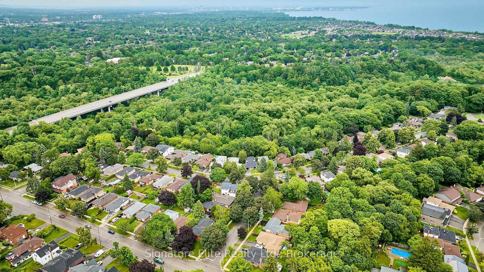 35 Ravenview Drive • Toronto, ON photo 47