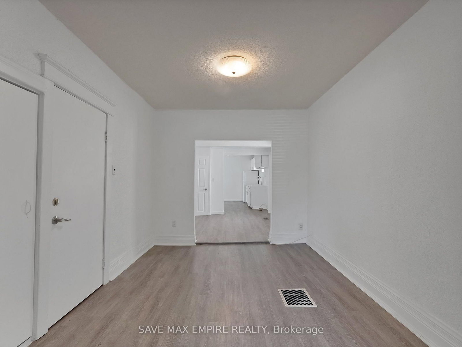 19 Minto Street • Toronto, ON photo 12