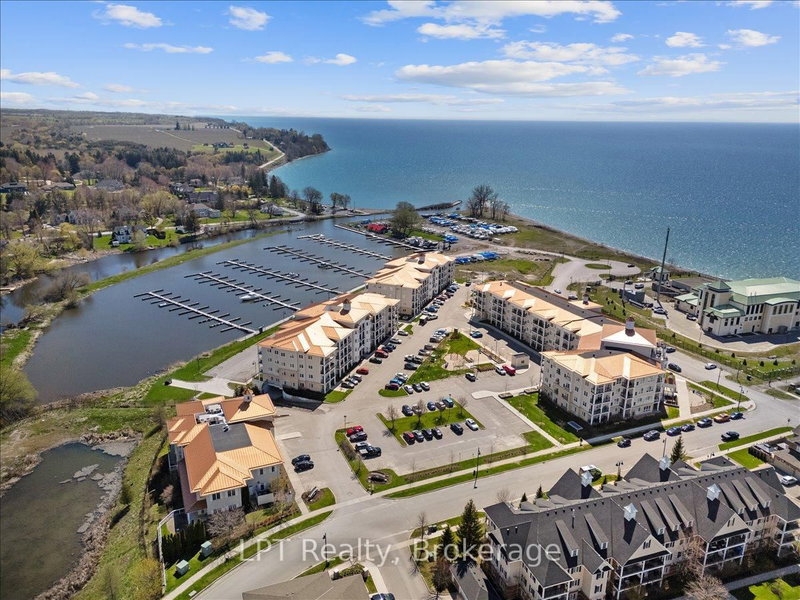 102 - 50 Lakebreeze Drive