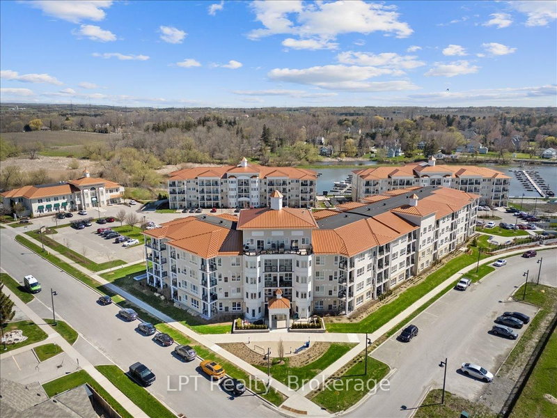 102 - 50 Lakebreeze Drive