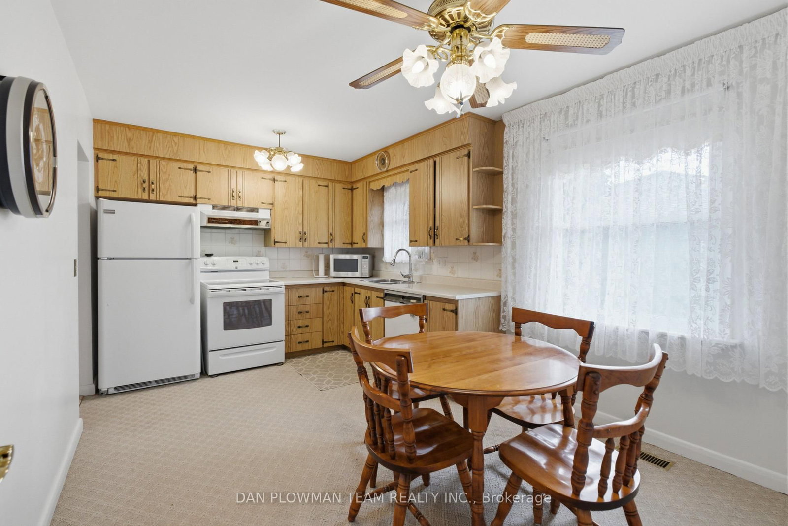 1401 Tremblay Street • Oshawa, ON photo 8