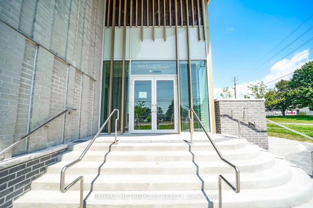 1309 - 1010 Sandy Beach Road