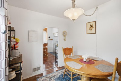 250 Mitchell Avenue — more photos