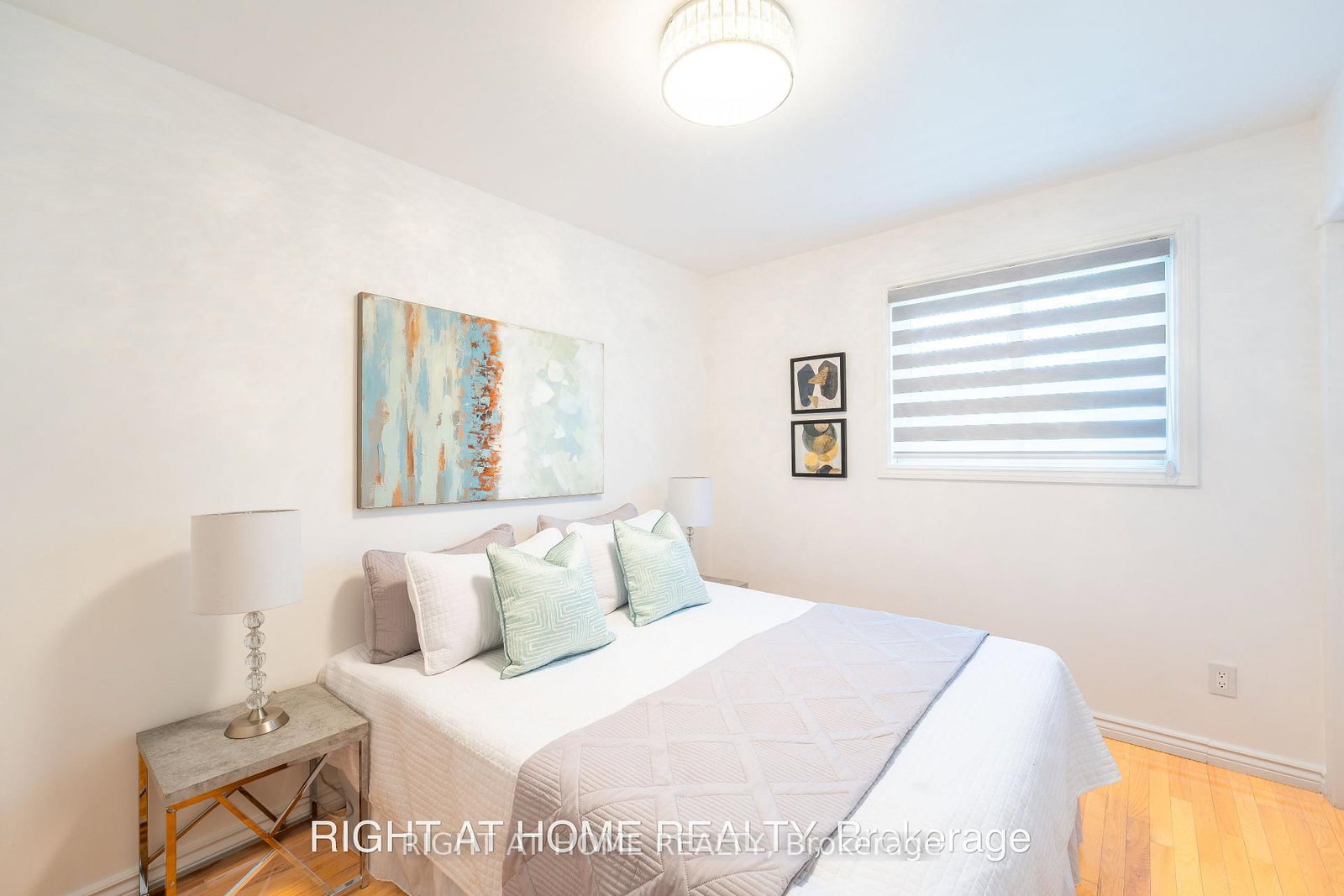 160 Overbank Drive • Oshawa, ON photo 12