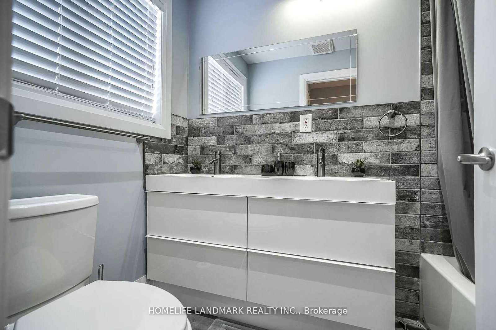 1703 Shadybrook Drive • Pickering, ON photo 16