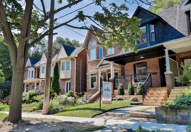 28 Eastmount Avenue