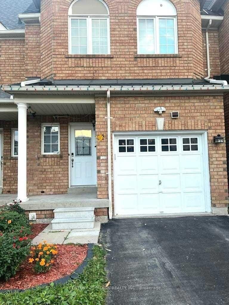 home for lease on Main Floor-32 Dooley Crescent