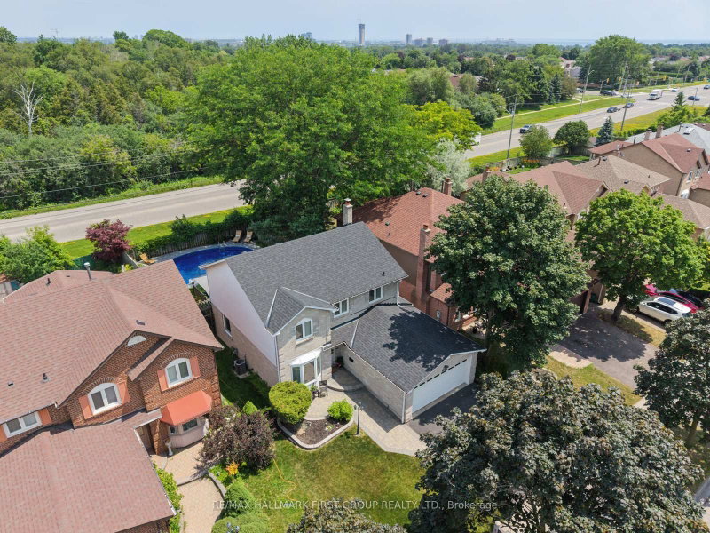 662 Cognac Crescent