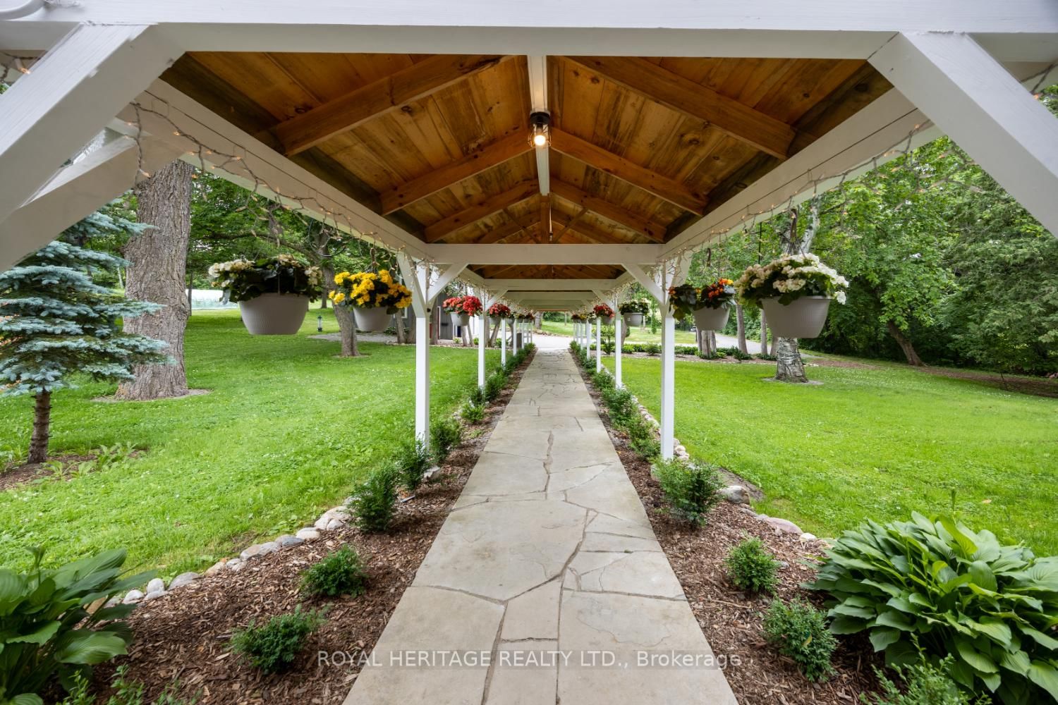 4395 Westney Road N • Pickering, ON photo 9