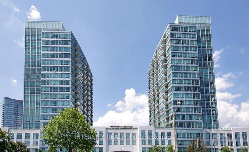 home for lease on 1502-1900 Lakeshore Boulevard N