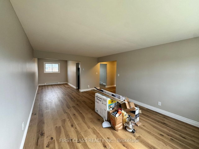 596 Digby Avenue