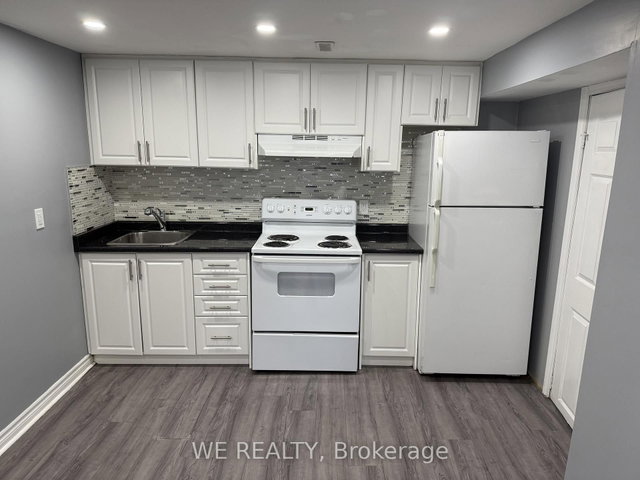 Lower - 501 Lancelot Crescent