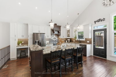 53 Brown Street • Clarington, ON photo 9