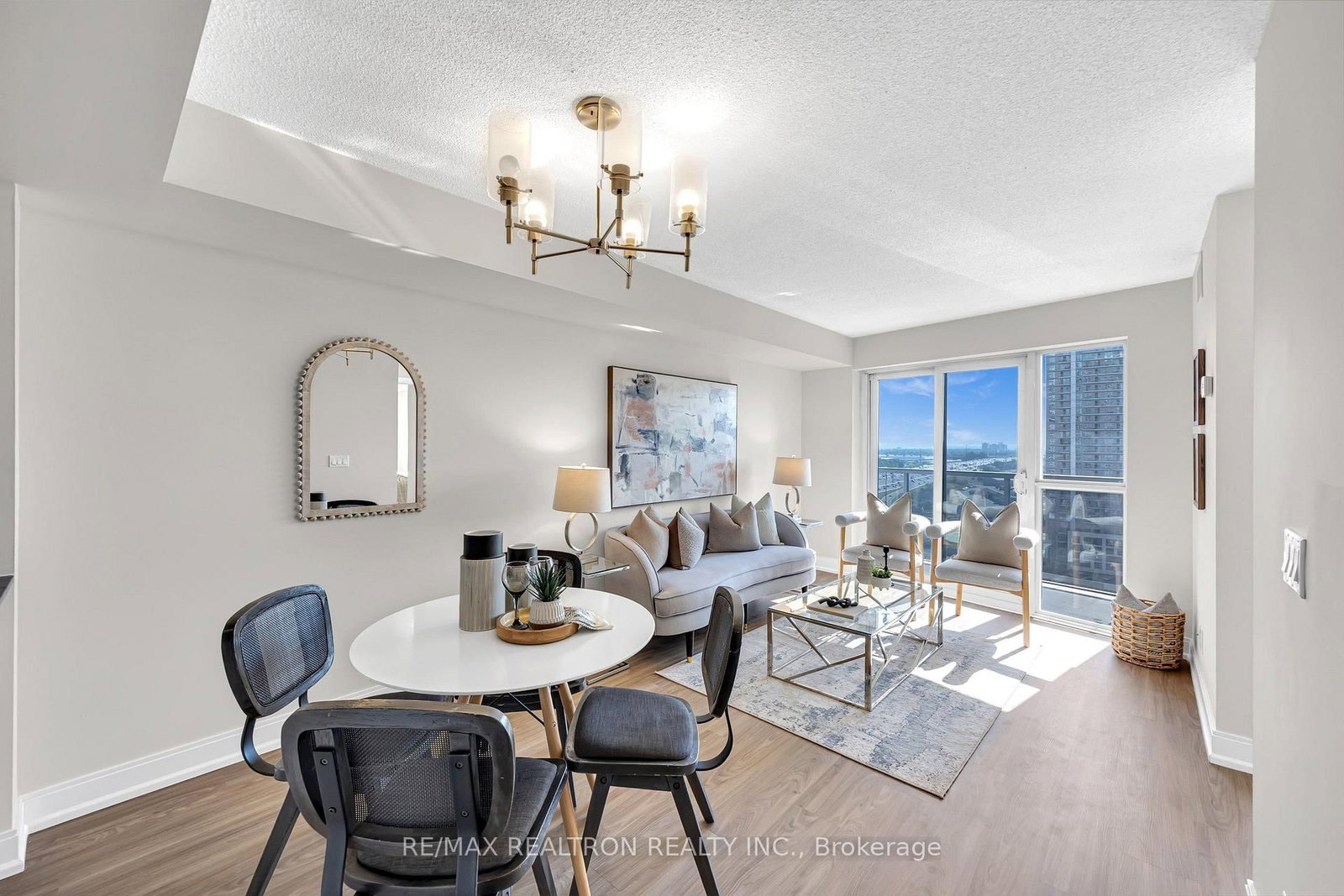 135 Village Green Square • #2022 • Toronto, ON photo 11