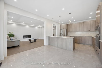 2484 Florentine Place • Pickering, ON photo 8