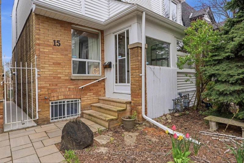 15 Myrtle Avenue