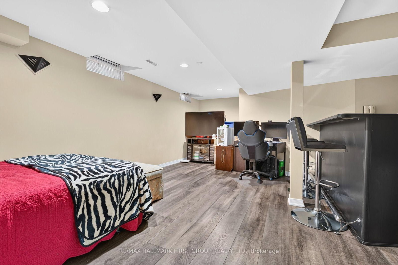47 Rollo Drive • Ajax, ON photo 34