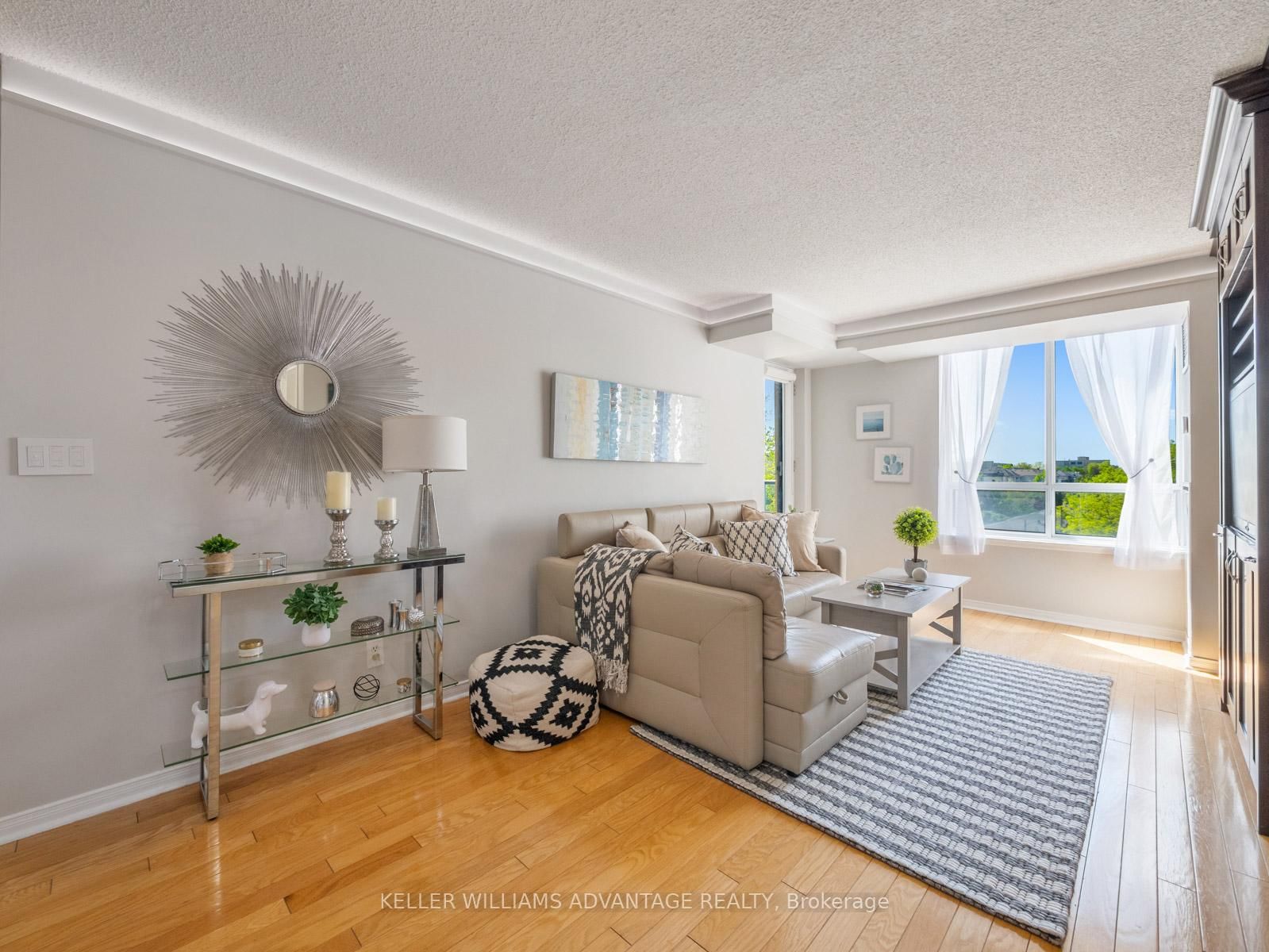 1733 E Queen Street • #424 • Toronto, ON photo 15