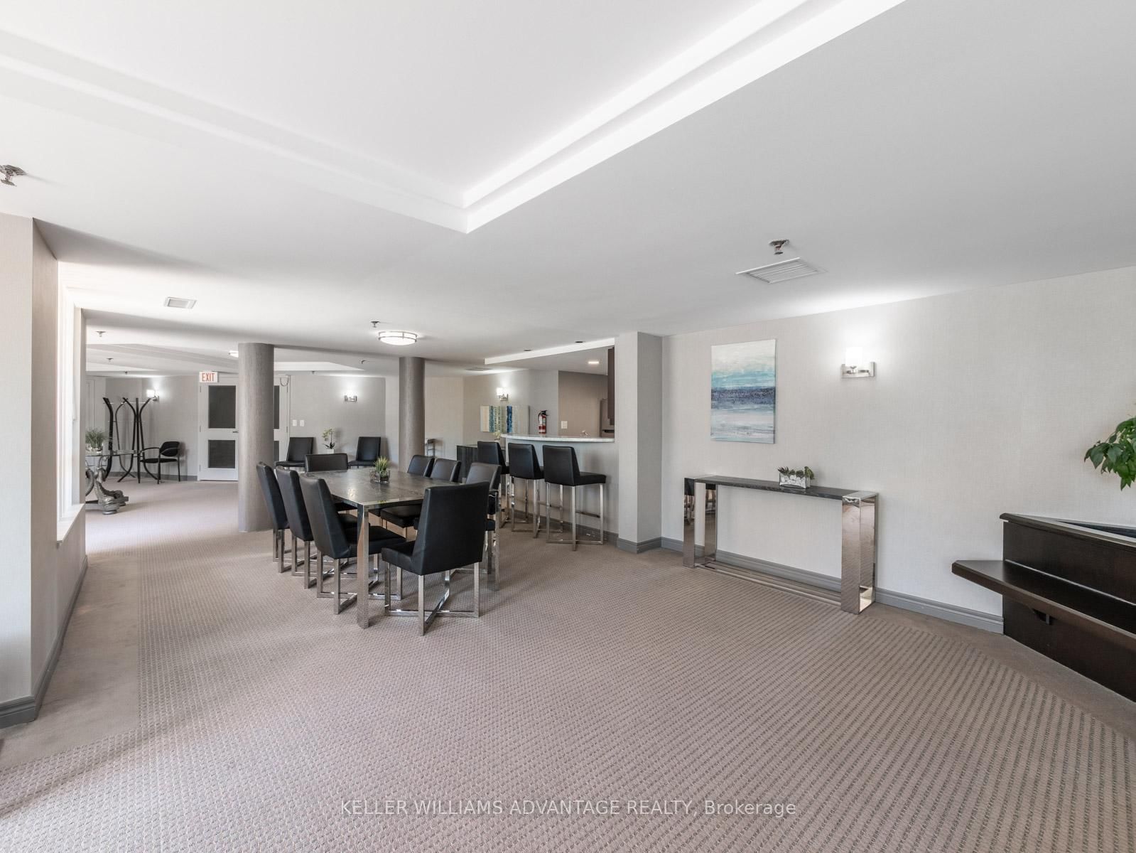 1733 E Queen Street • #424 • Toronto, ON photo 32