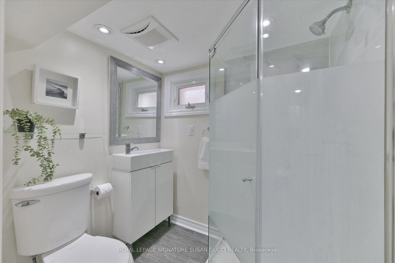 918 Greenwood Avenue • Toronto, ON photo 35