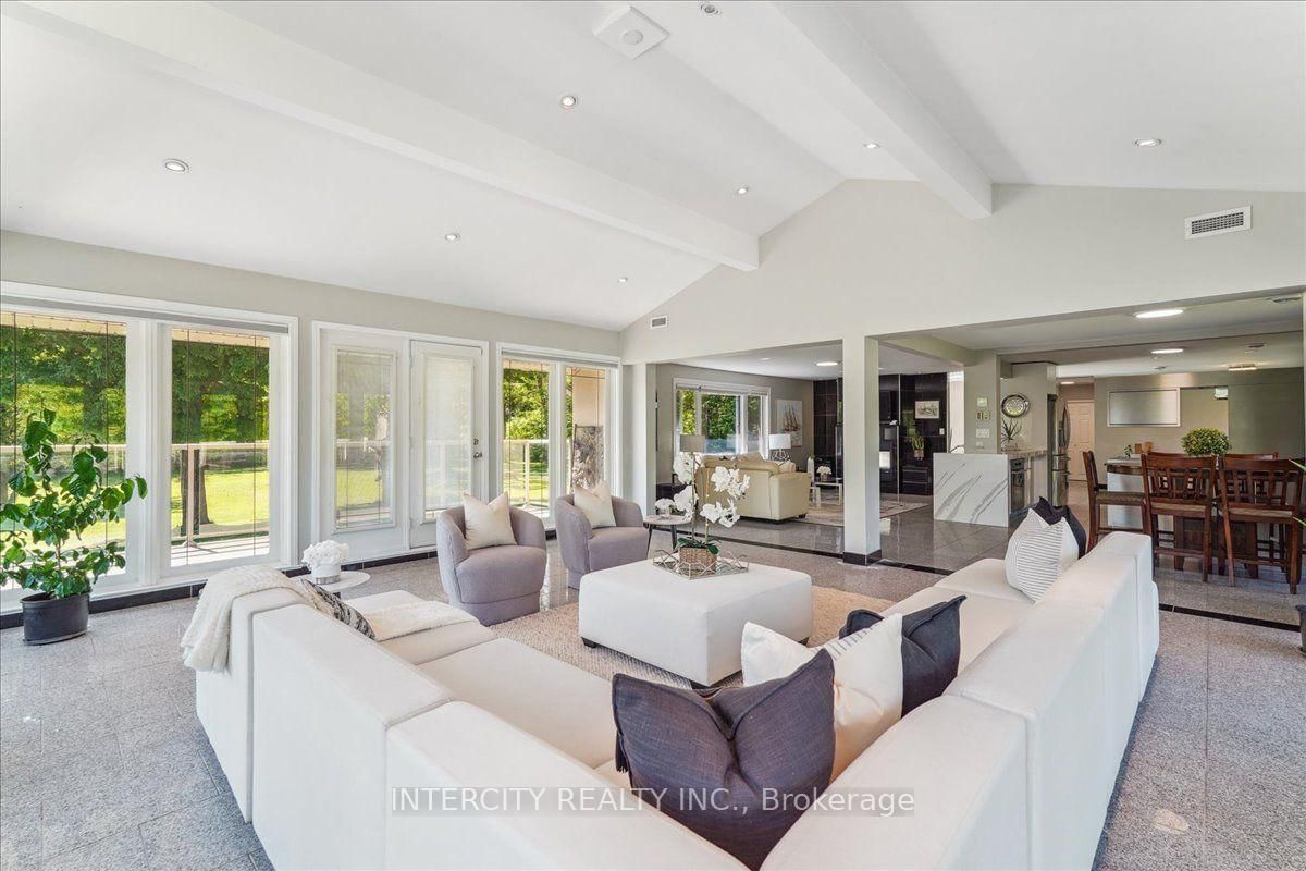 3505 Cochrane Street • Whitby, ON photo 17