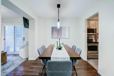 696 Lamour Road • Pickering, ON photo 6