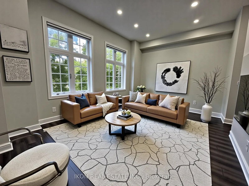 home for lease on 67 Sprucedale Way E