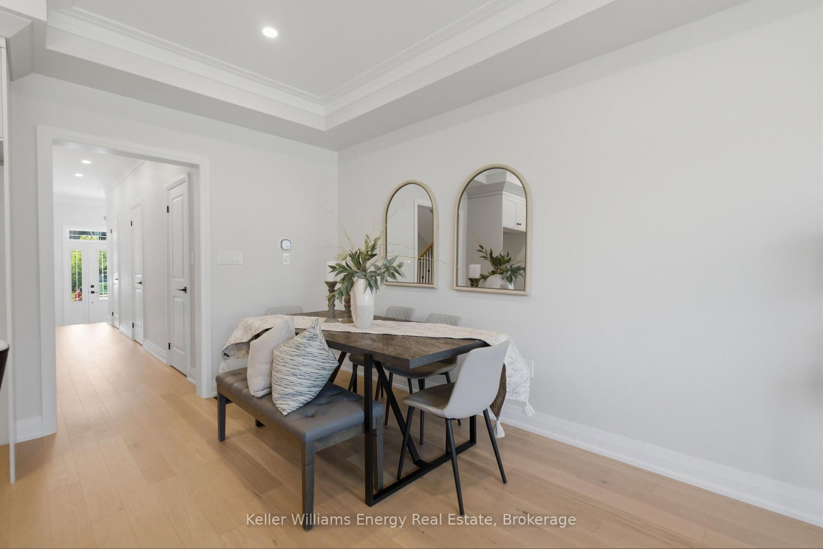 127 Hickory Street N • Whitby, ON photo 7