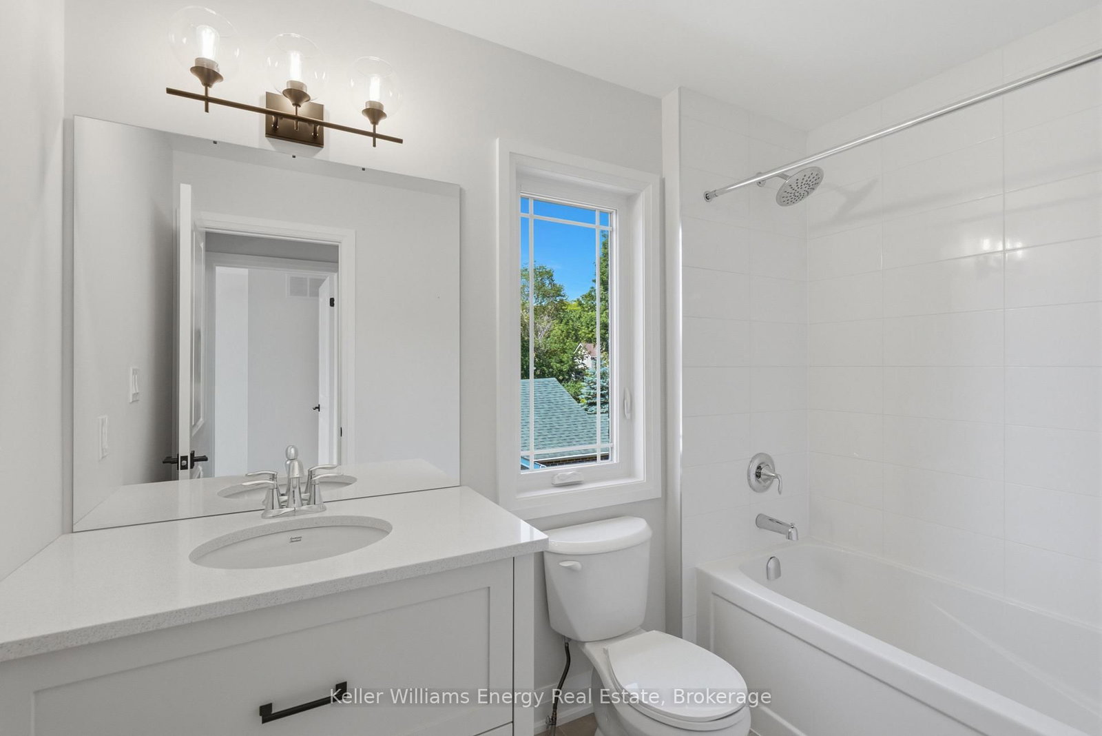 129 Hickory Street N • Whitby, ON photo 28