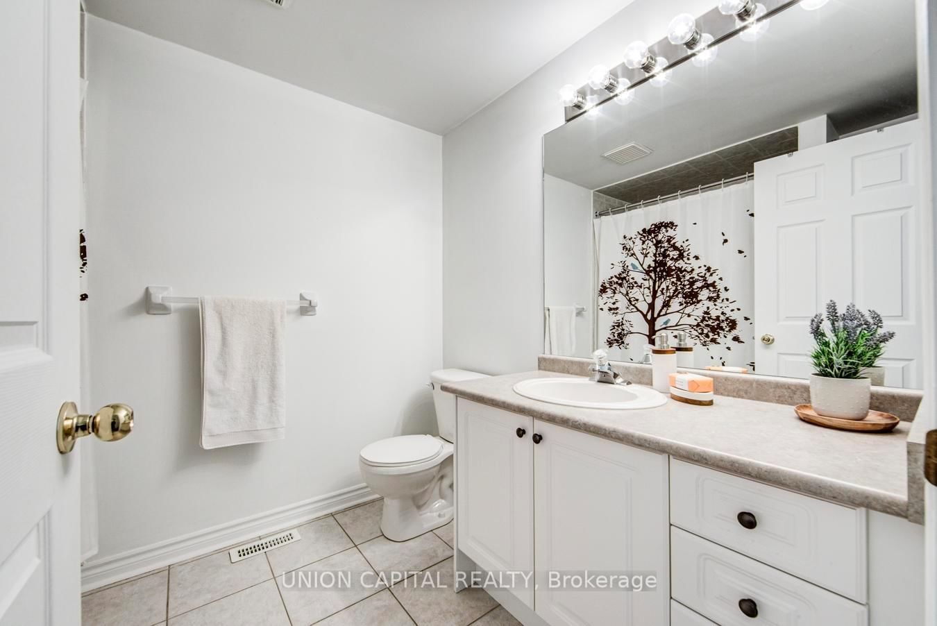 1 Bastedo Avenue • #8 • Toronto, ON photo 28