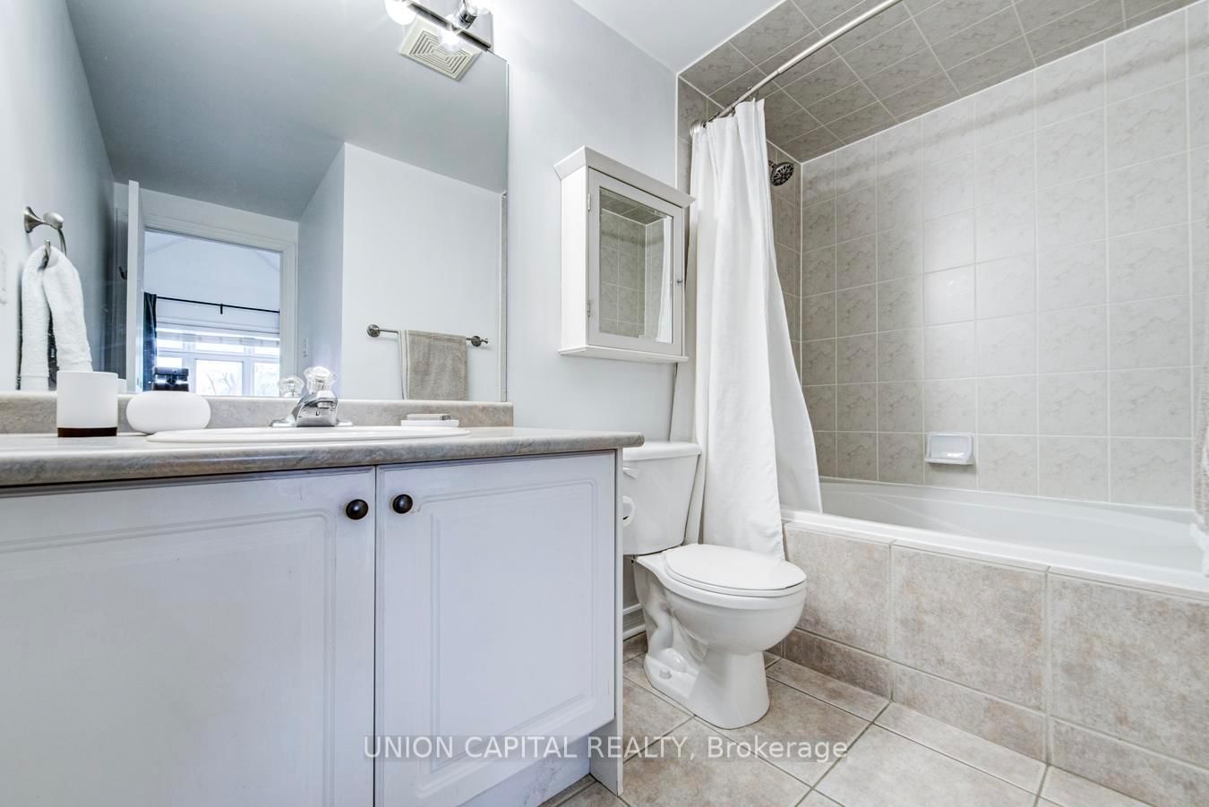 1 Bastedo Avenue • #8 • Toronto, ON photo 33