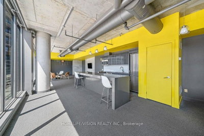 1201 E Dundas Street • #804 • Toronto, ON