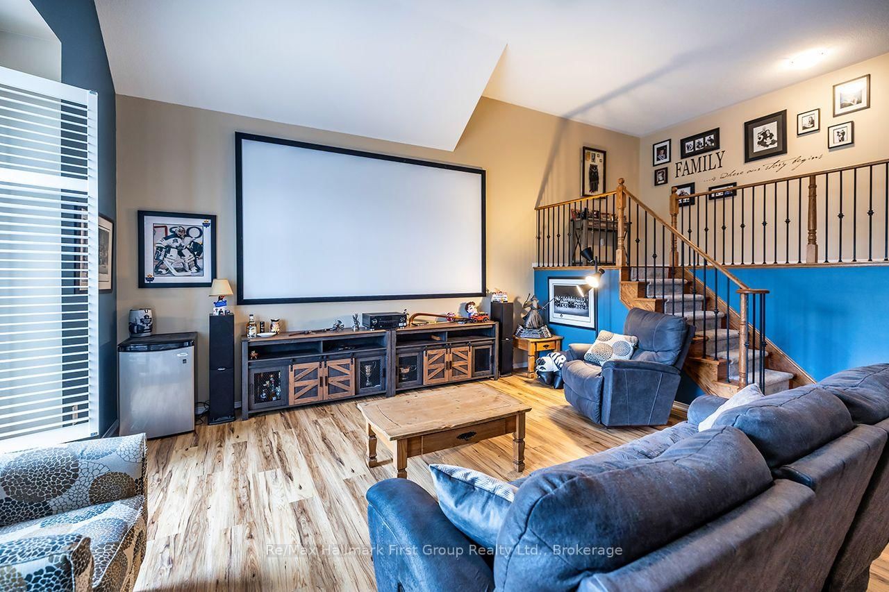 1620 Badgley Drive • Oshawa, ON photo 19