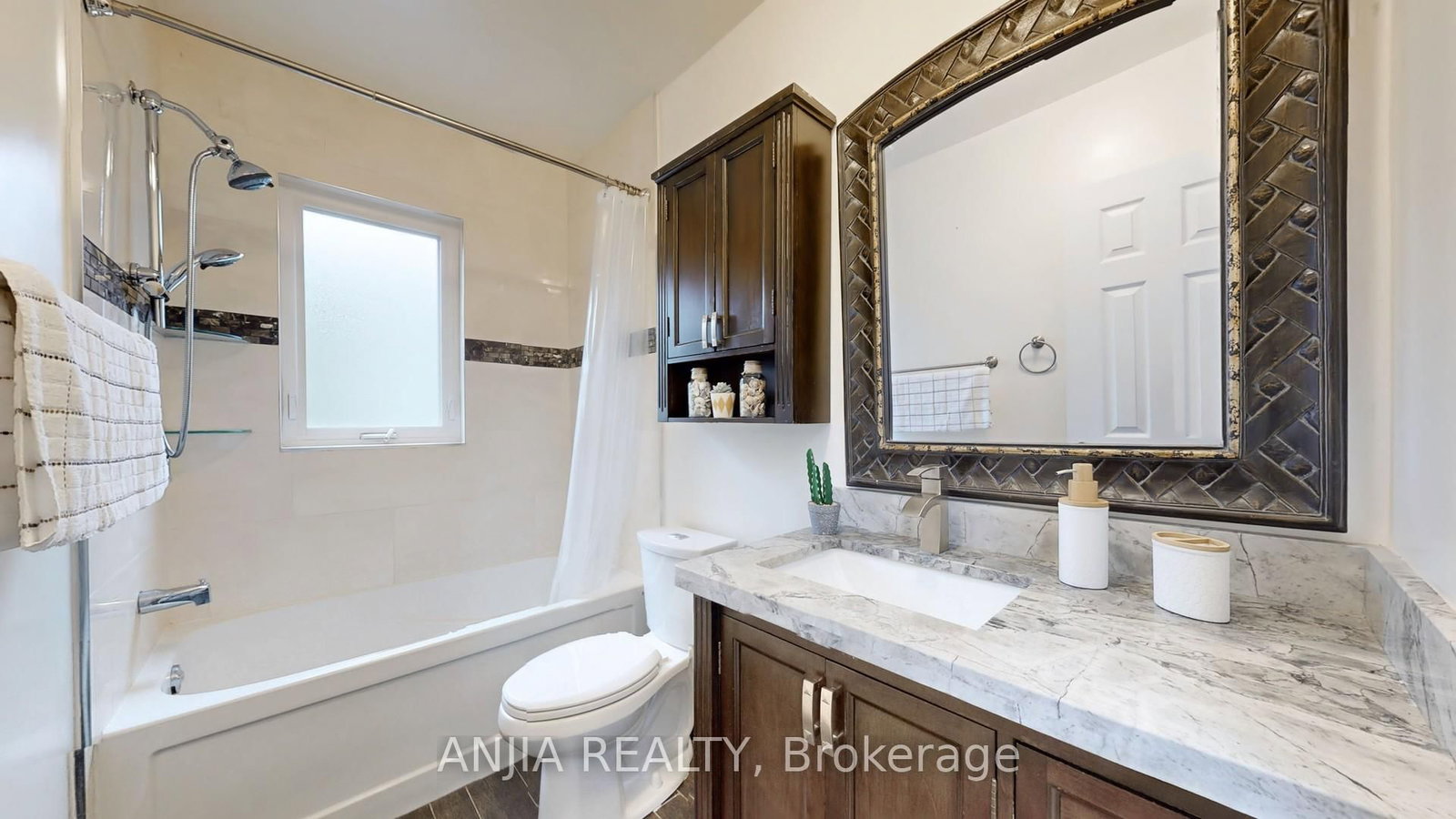 691 Greenwood Avenue • Toronto, ON photo 18