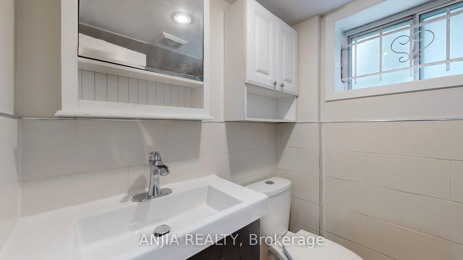 691 Greenwood Avenue • Toronto, ON photo 25
